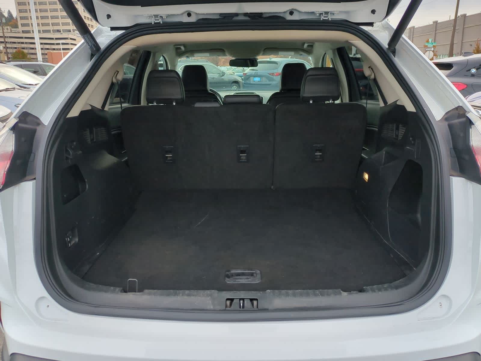 Thumbnail: 2020 Ford Edge - 33