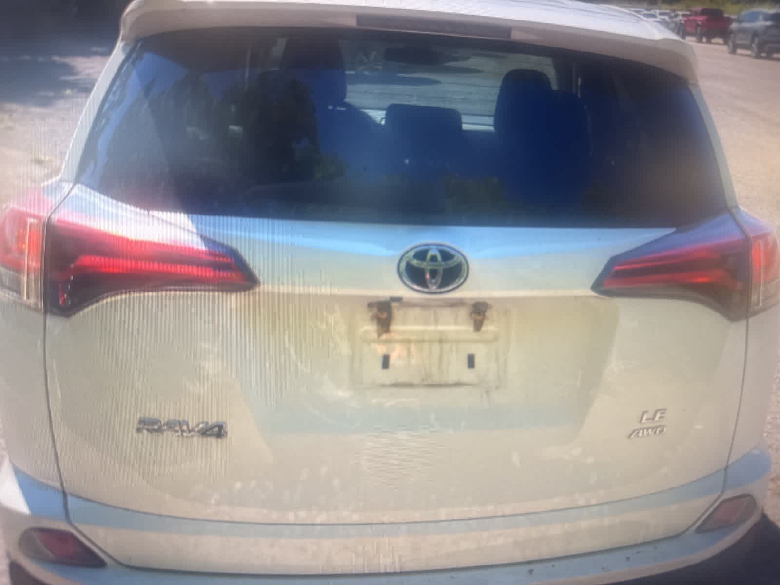 Thumbnail: 2018 Toyota RAV4 - 4
