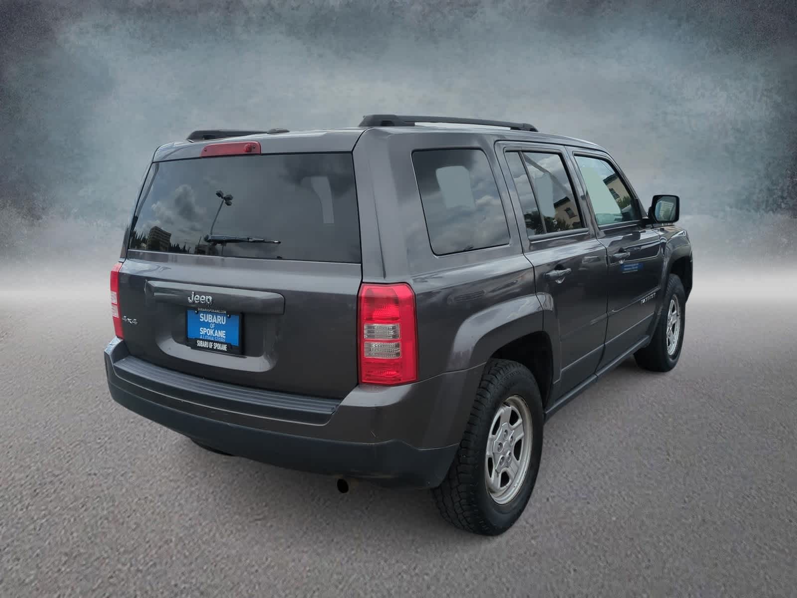 Thumbnail: 2016 Jeep Patriot - 8