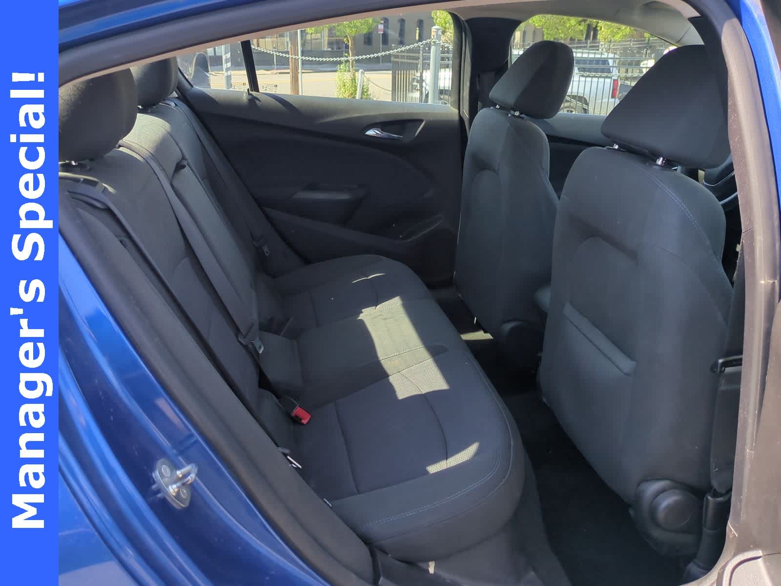 Thumbnail: 2018 Chevrolet Cruze - 21