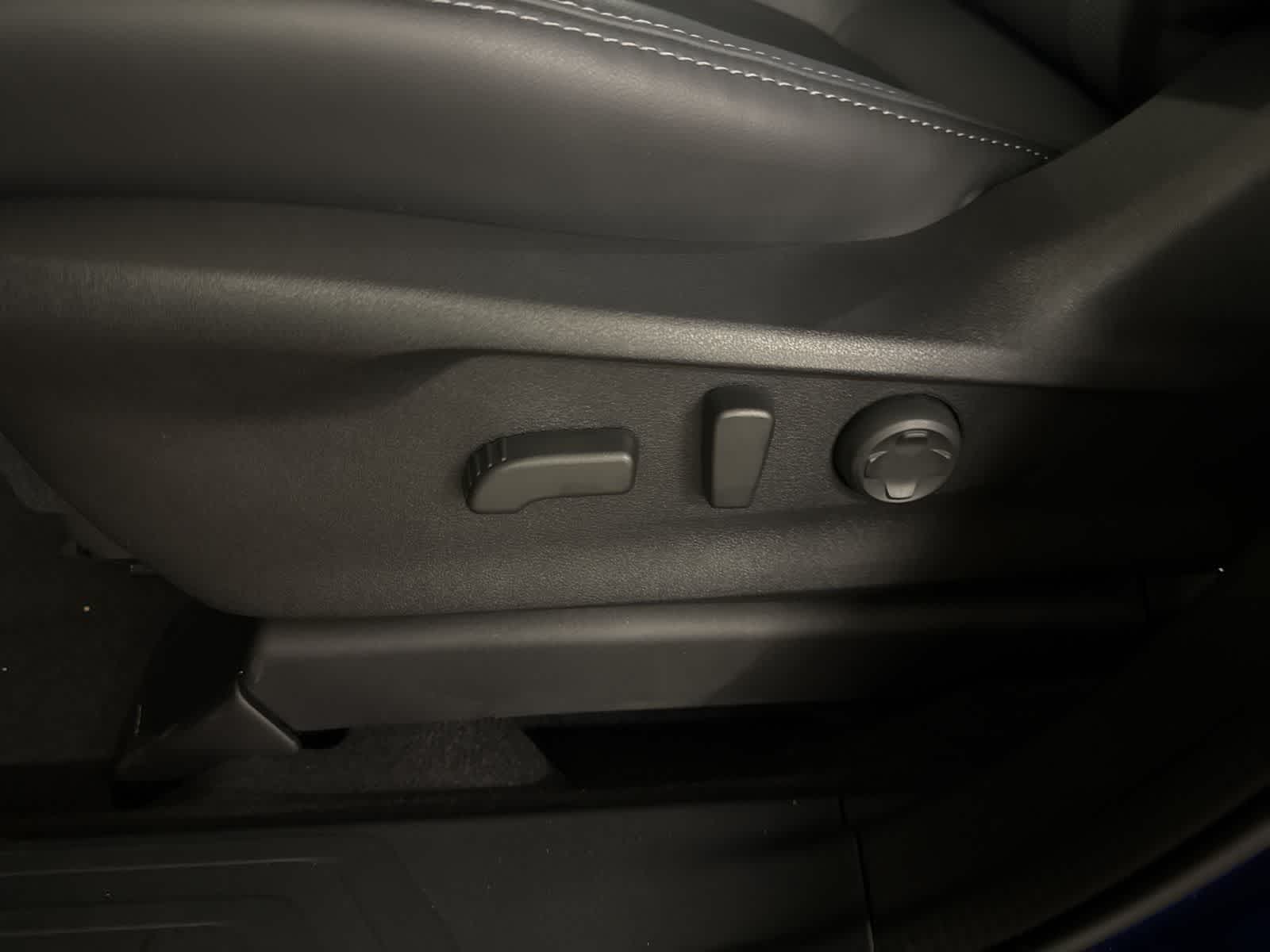 Thumbnail: 2026 Subaru Ascent - 16