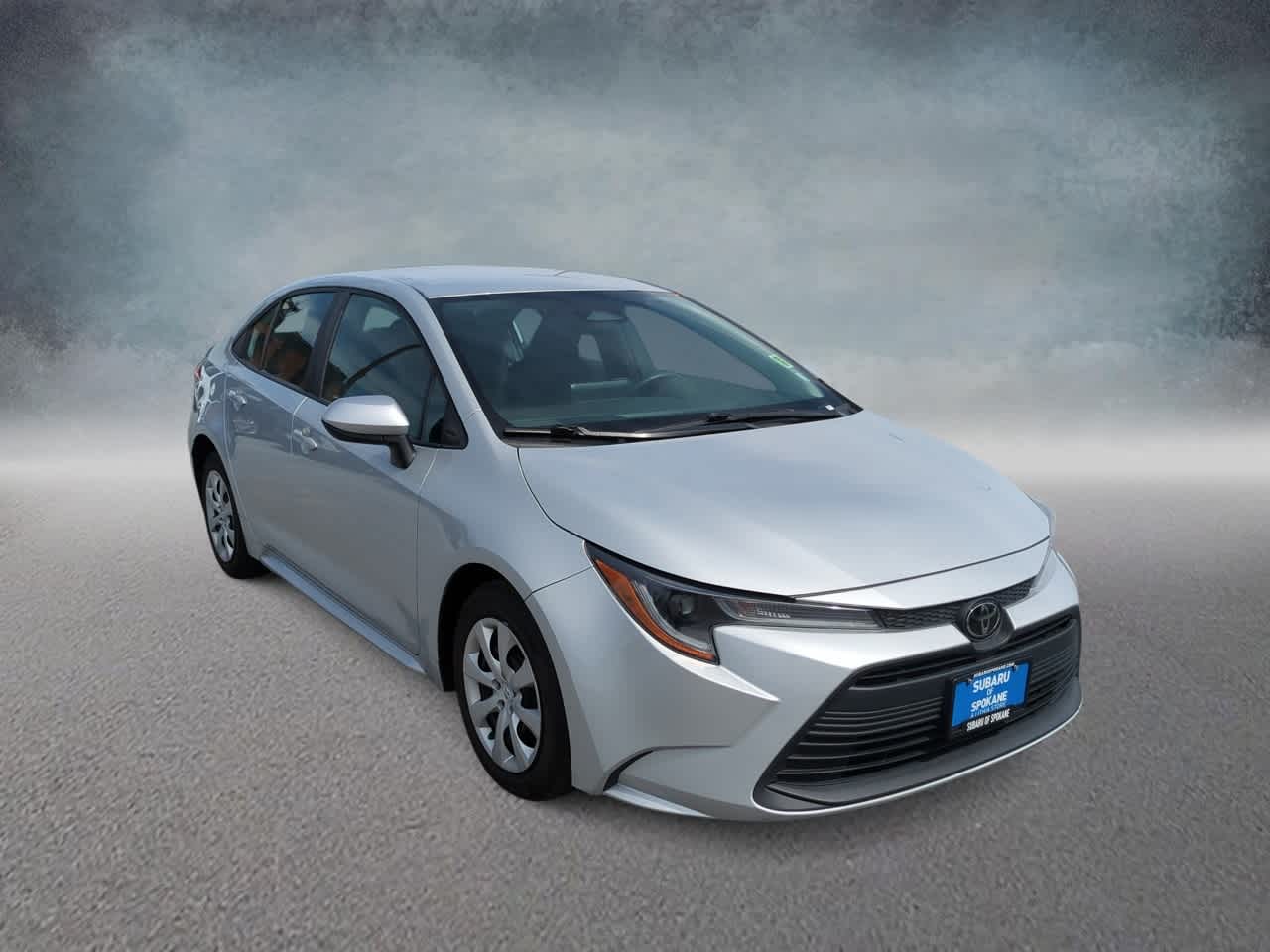 2023 Toyota Corolla LE photo 2