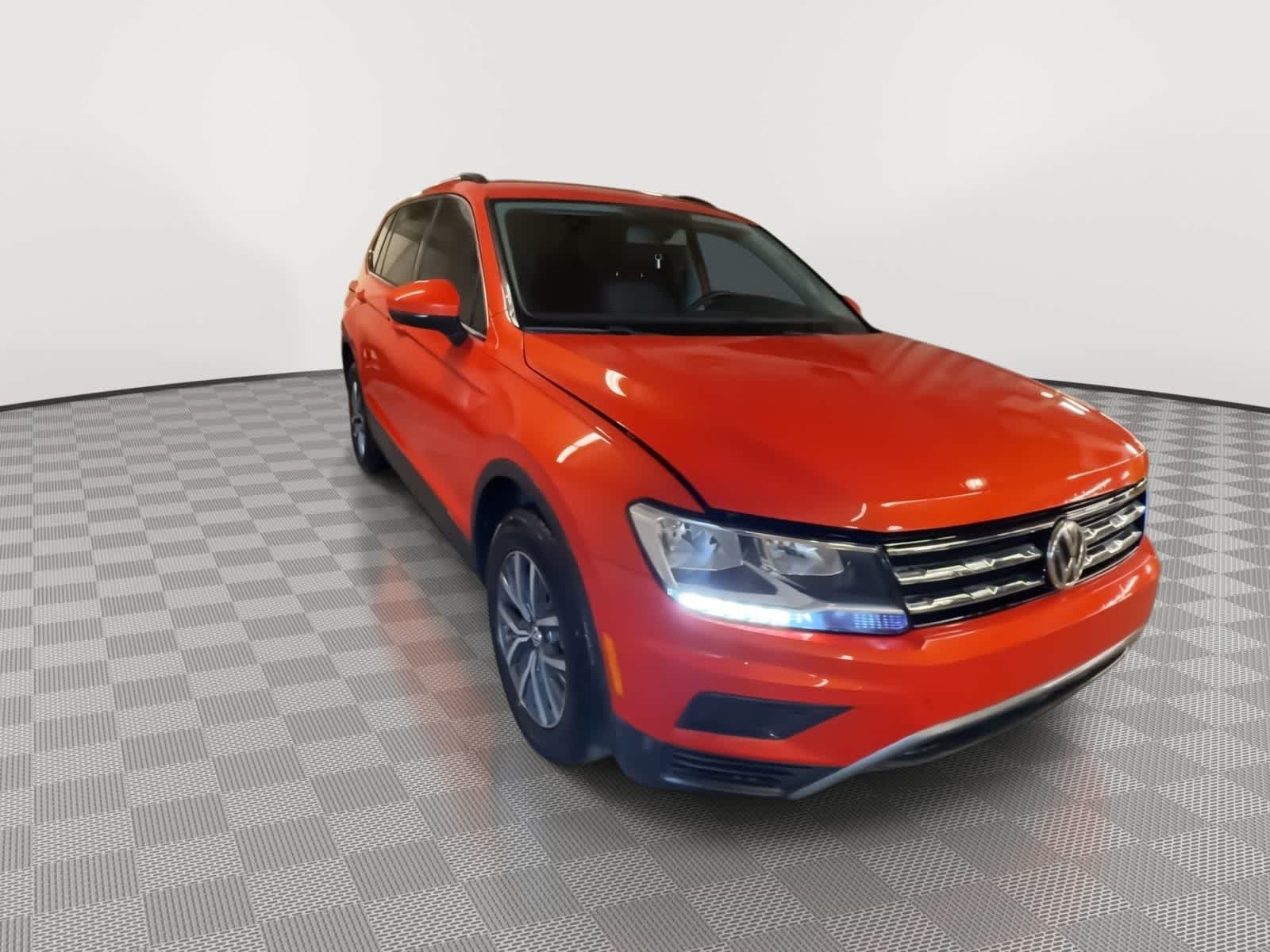 Thumbnail: 2019 Volkswagen Tiguan - 2