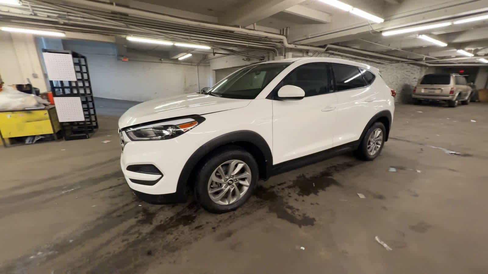 Thumbnail: 2017 Hyundai Tucson - 4