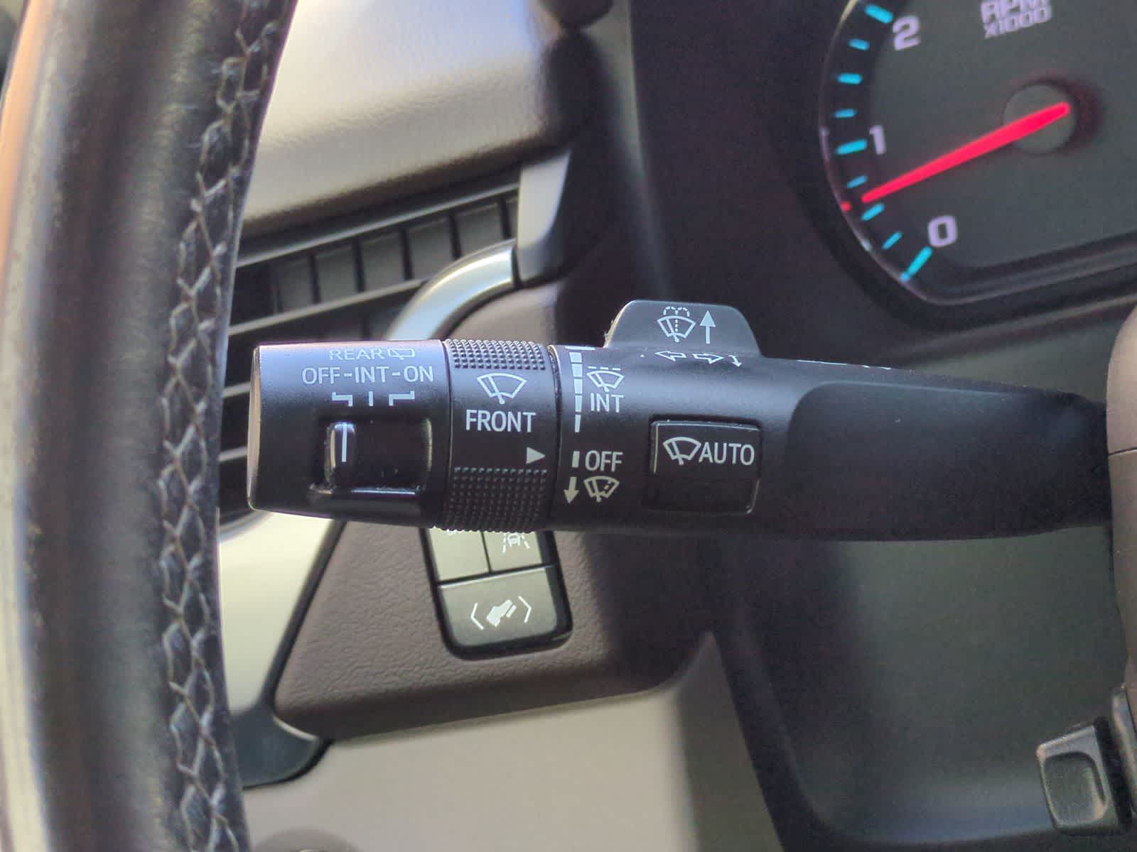 Thumbnail: 2020 Chevrolet Suburban - 26