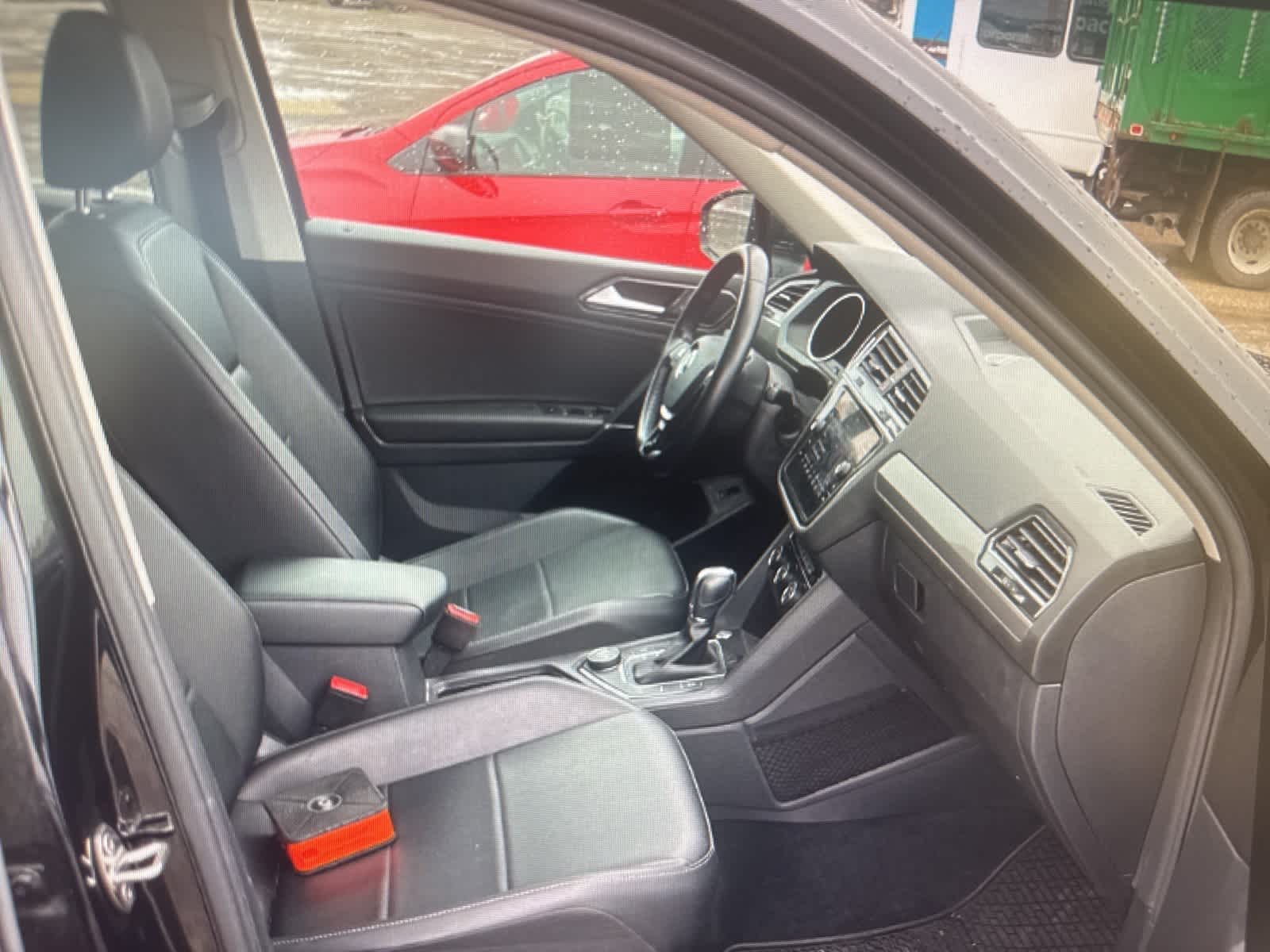 2018 Volkswagen Tiguan SEL 12