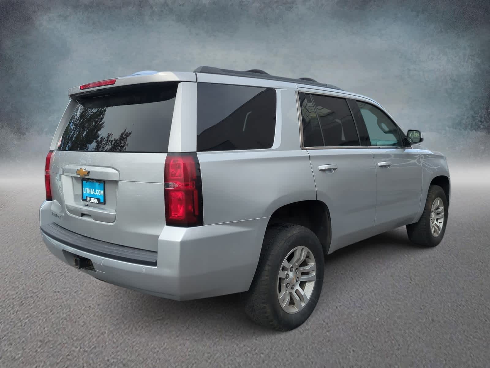 Thumbnail: 2017 Chevrolet Tahoe - 8