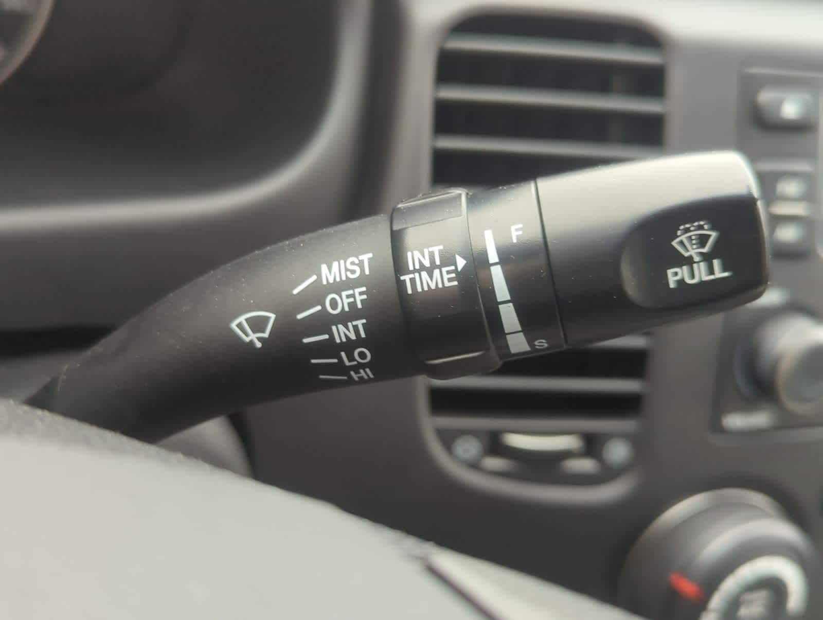 Thumbnail: 2006 Kia Optima - 25