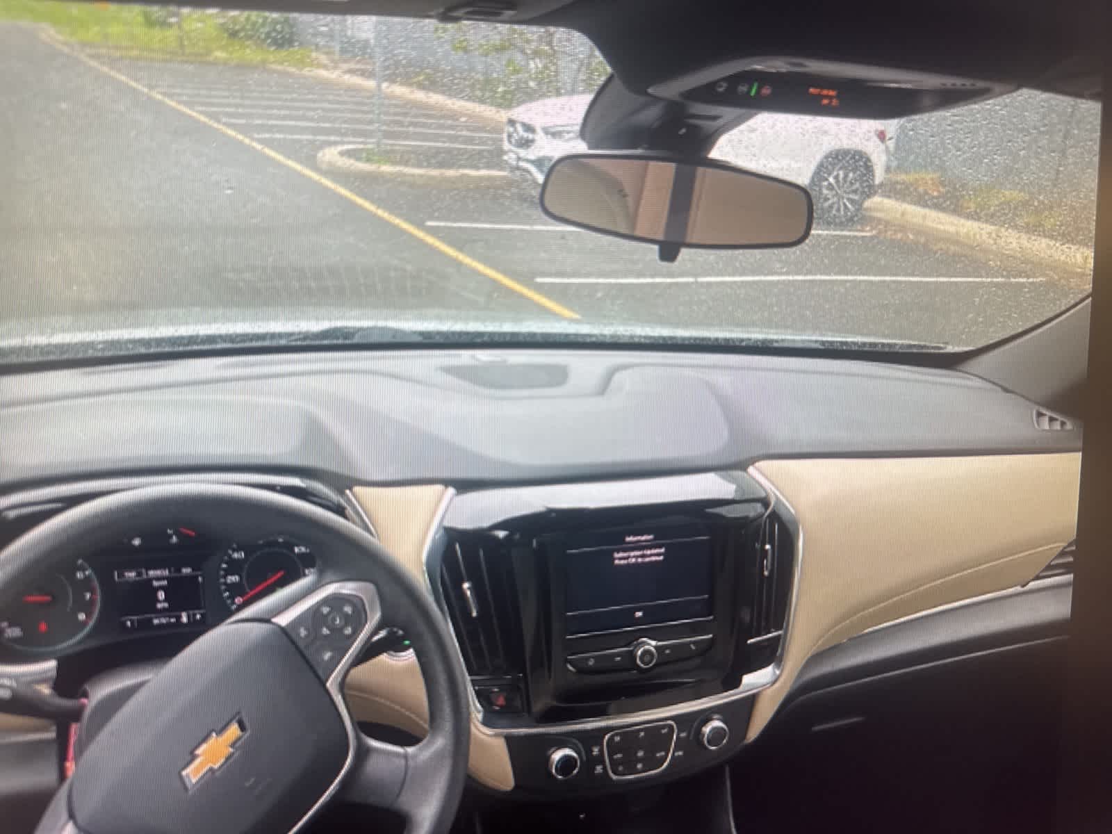 2023 Chevrolet Traverse LS 16