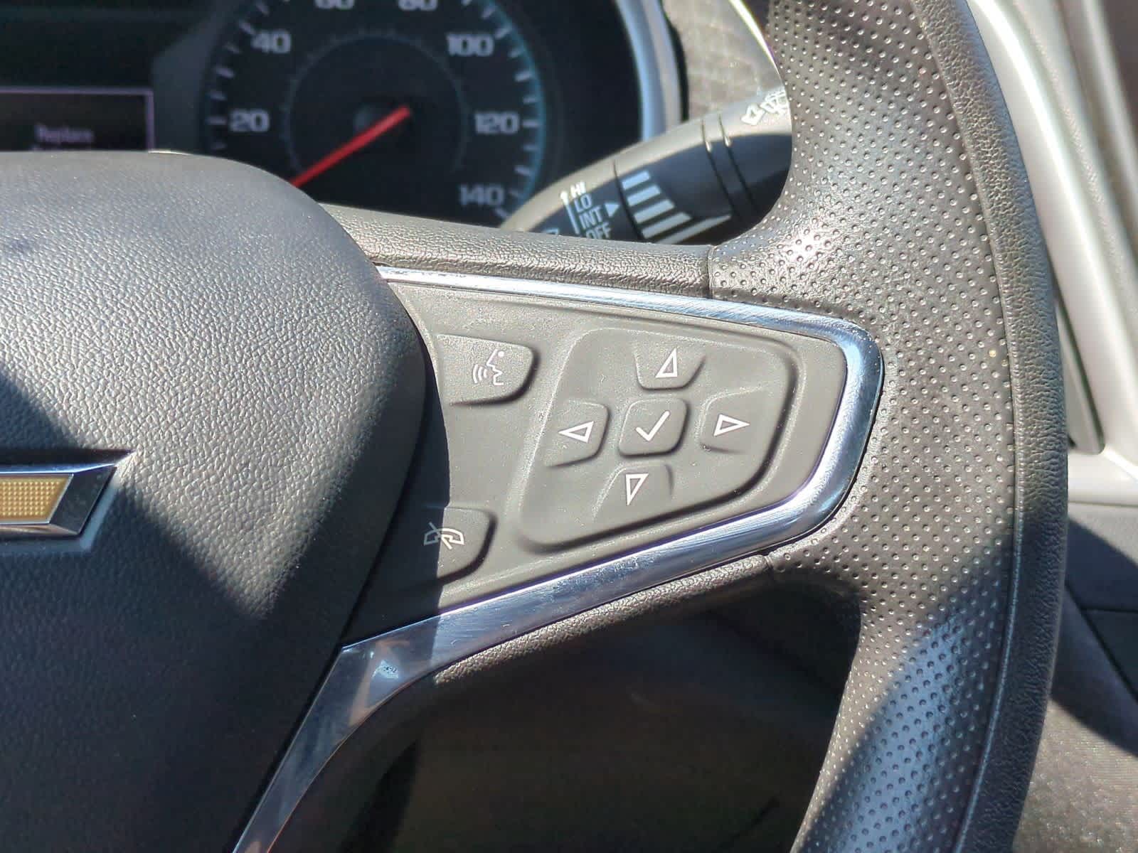 Thumbnail: 2021 Chevrolet Malibu - 25