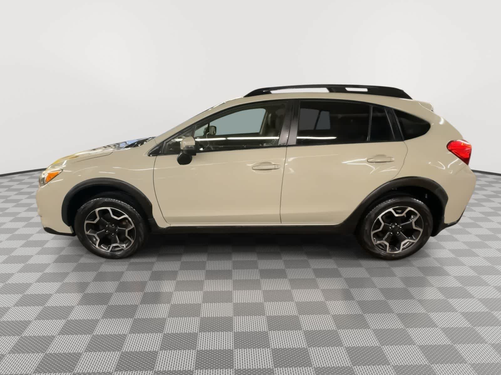 Thumbnail: 2015 Subaru XV Crosstrek - 5