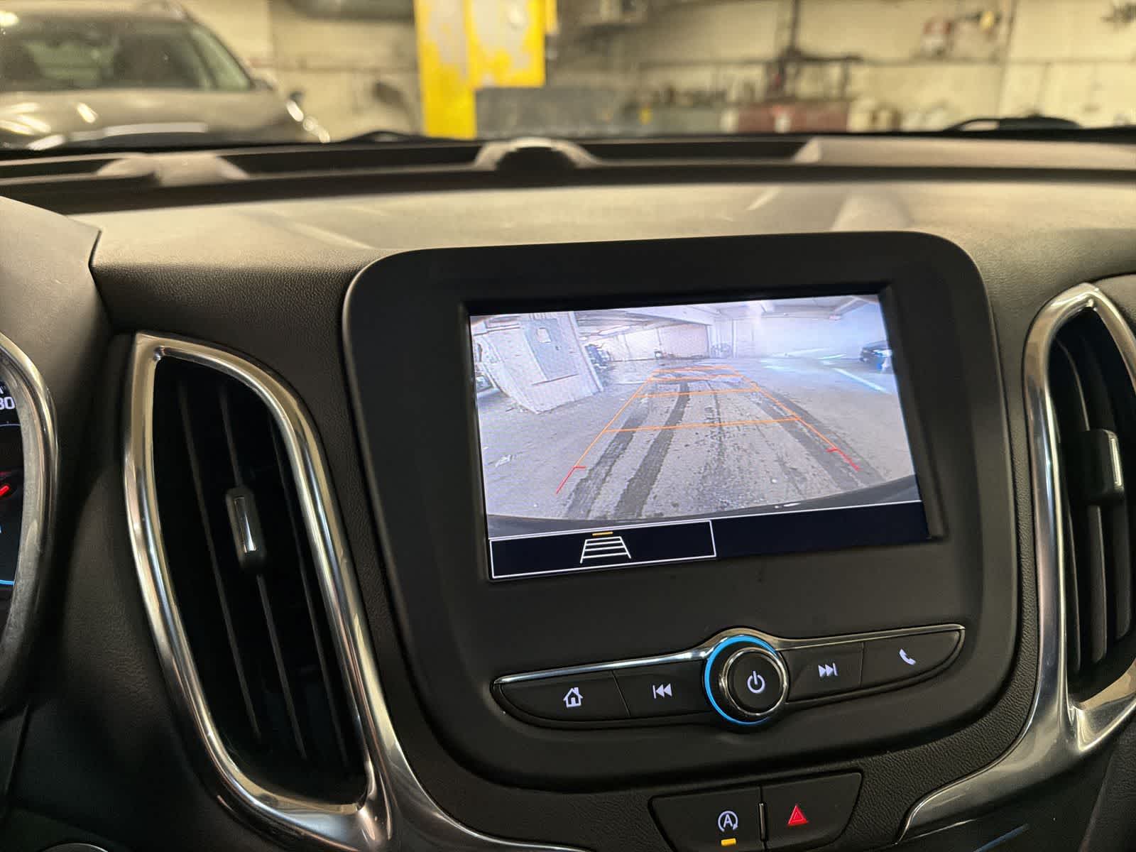 Thumbnail: 2024 Chevrolet Equinox - 28