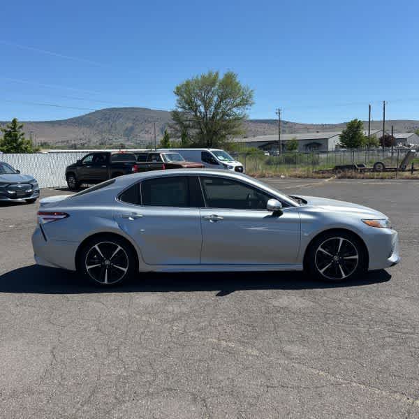 Thumbnail: 2020 Toyota Camry - 10