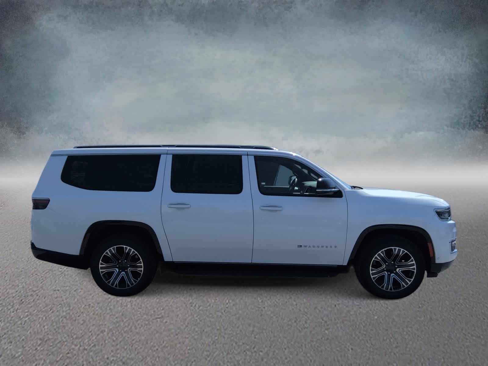 Thumbnail: 2023 Jeep Wagoneer - 9