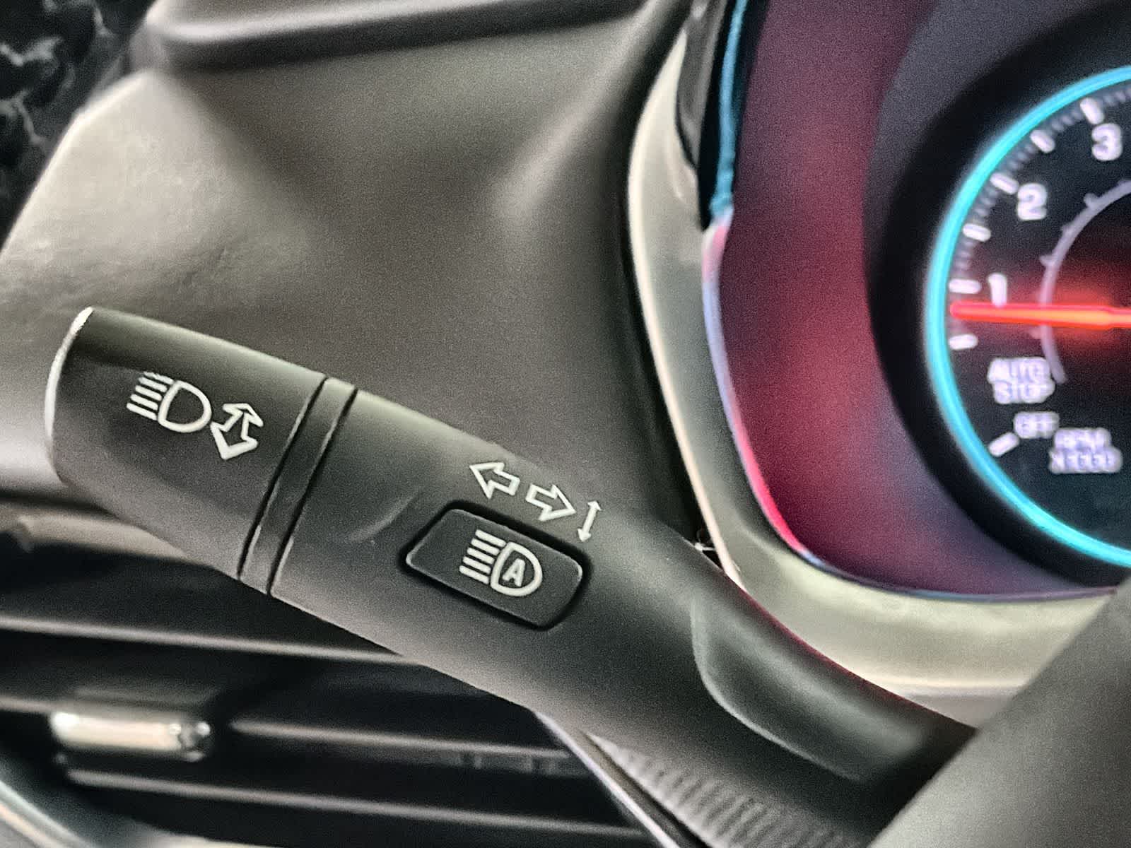 Thumbnail: 2019 Chevrolet Traverse - 29