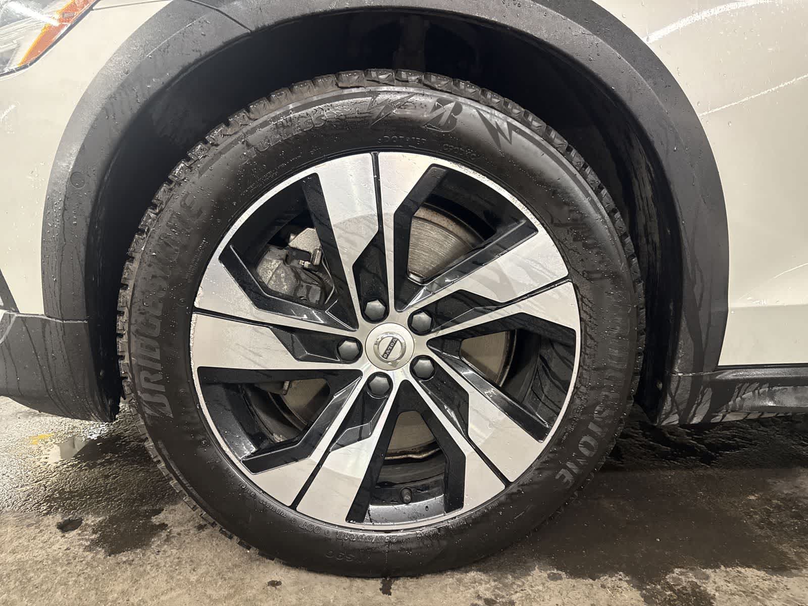 Thumbnail: 2020 Volvo S60 - 12