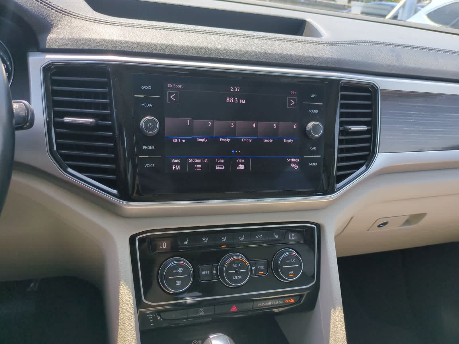 Thumbnail: 2018 Volkswagen Atlas - 29