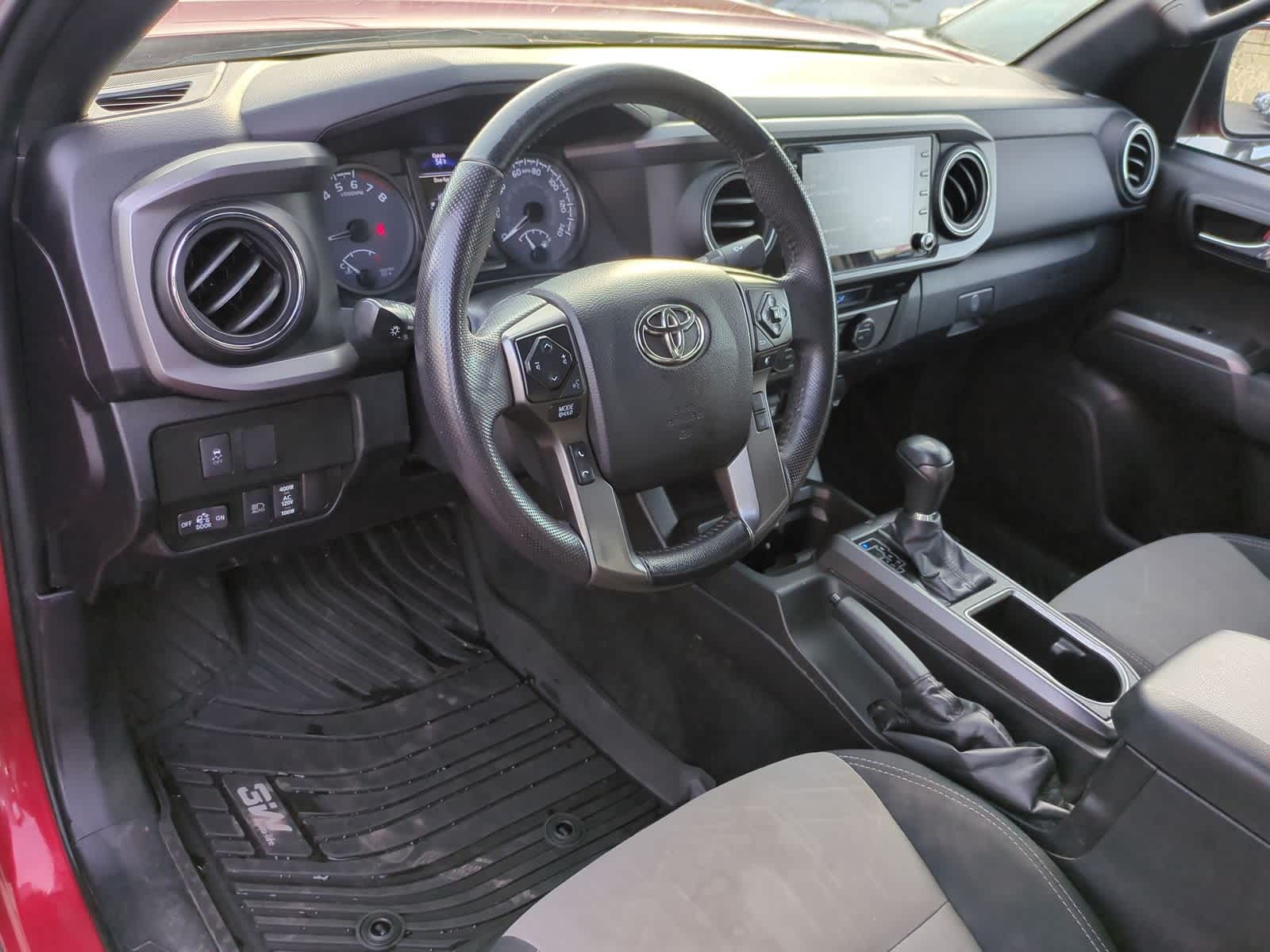 Thumbnail: 2021 Toyota Tacoma - 10