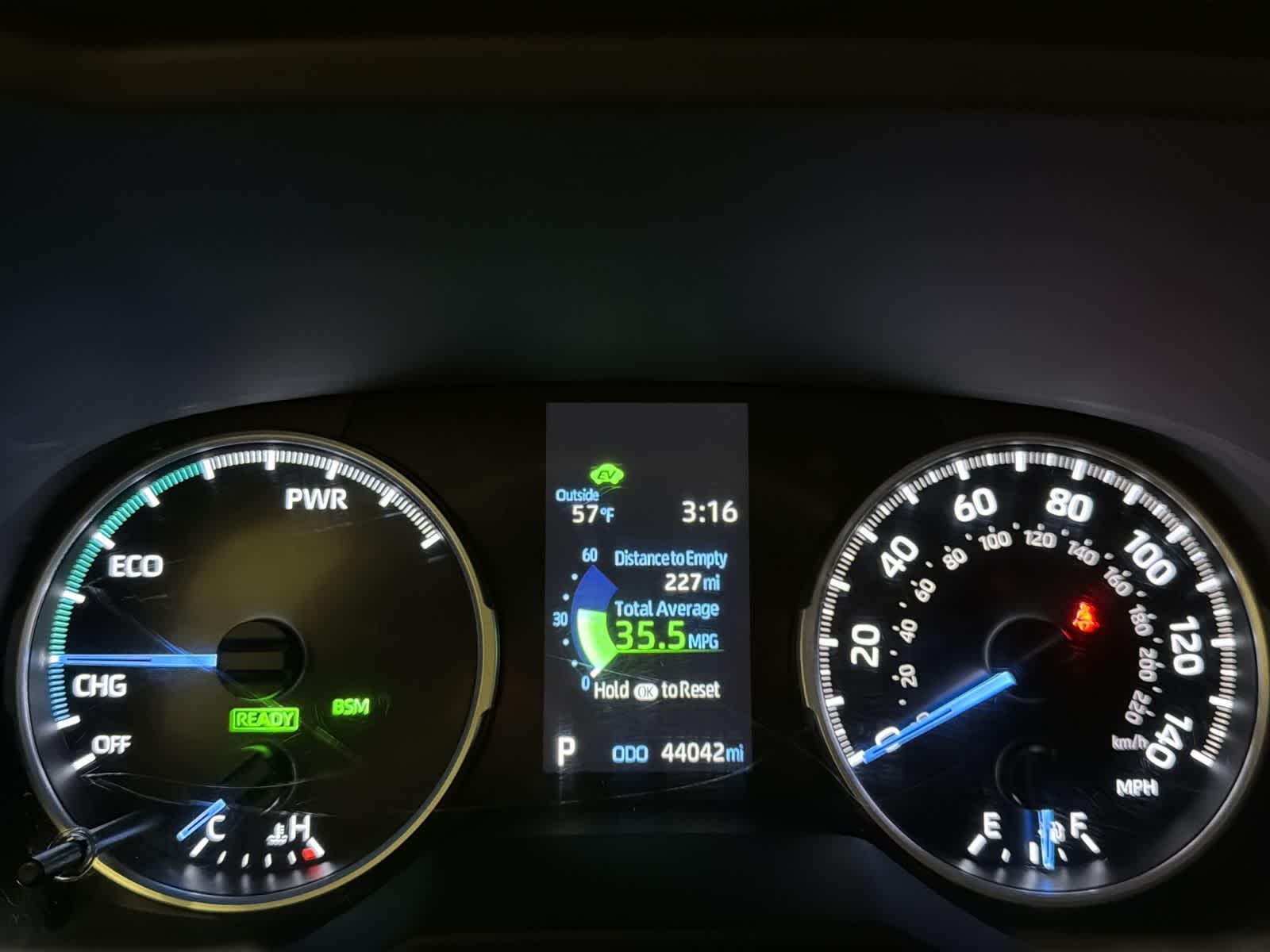Thumbnail: 2022 Toyota RAV4 - 34