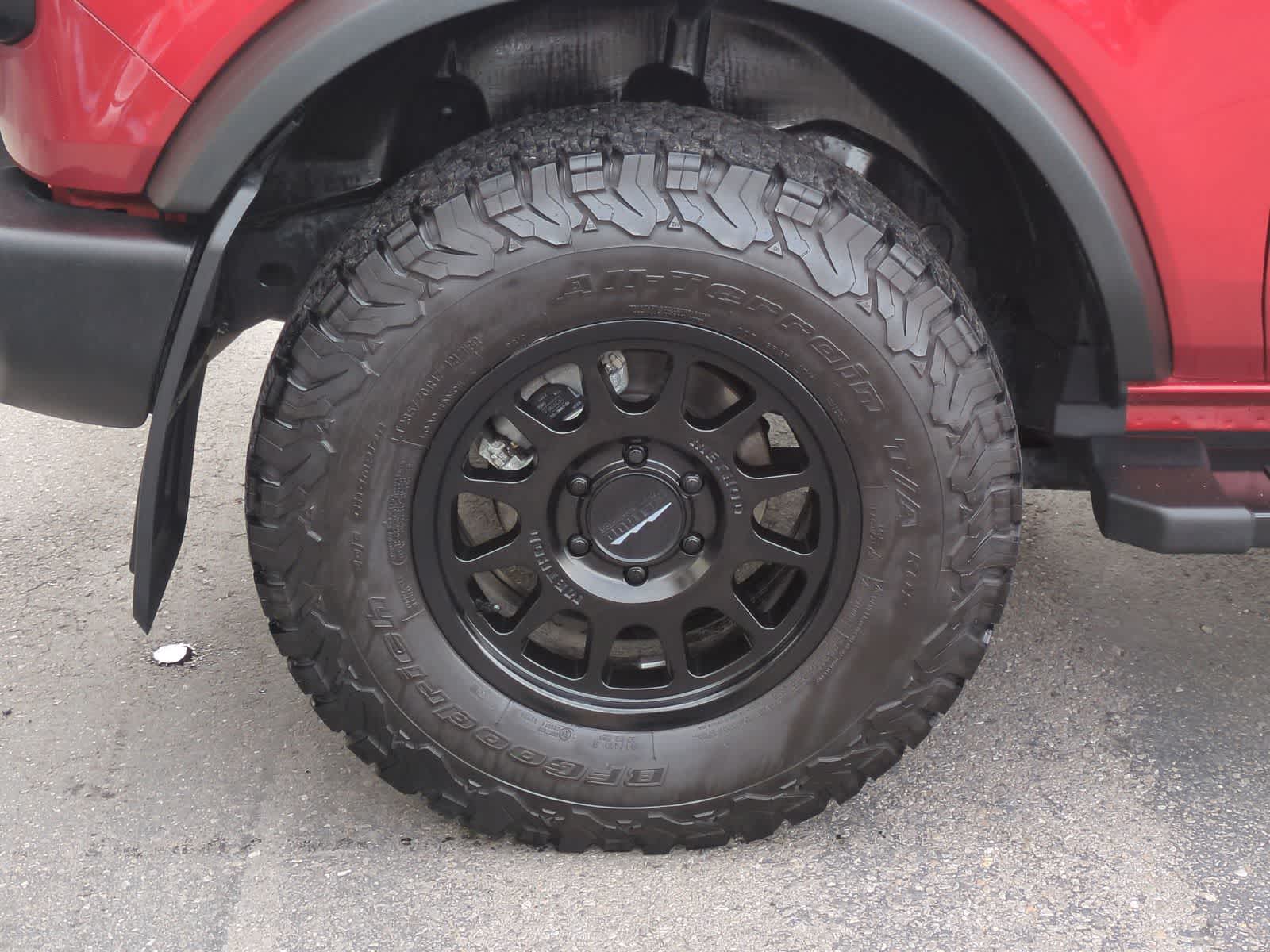 Thumbnail: 2023 Ford Bronco - 14