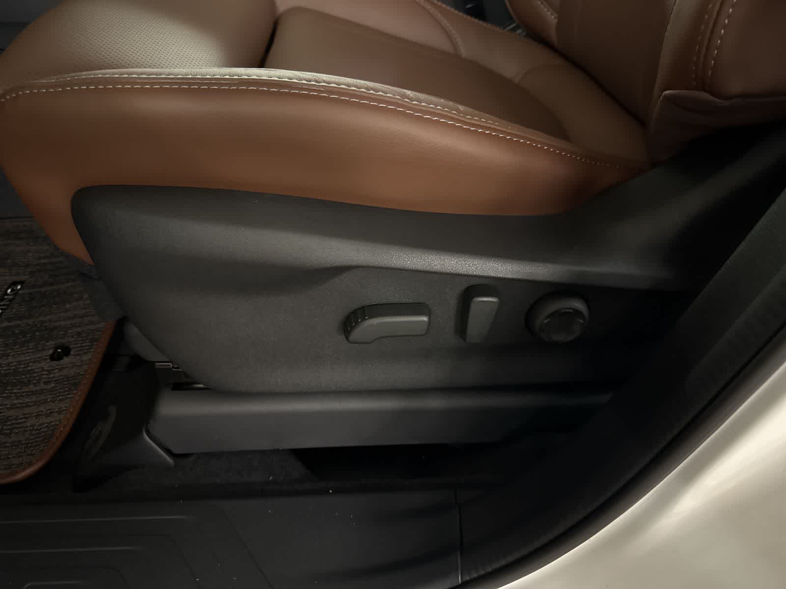 Thumbnail: 2026 Subaru Ascent - 18