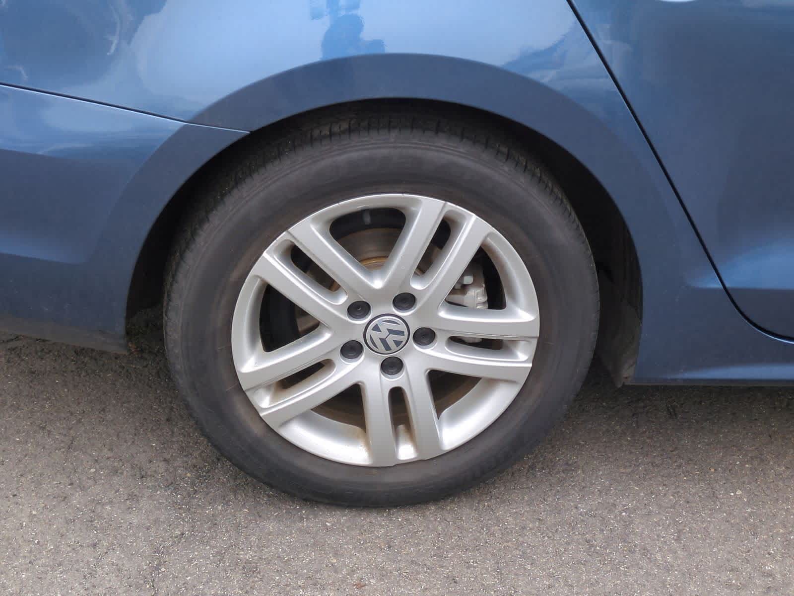 Thumbnail: 2018 Volkswagen Jetta - 14