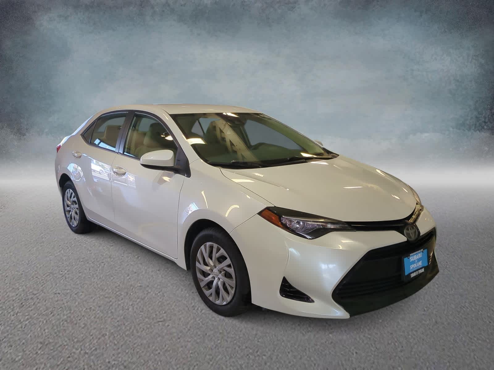 2017 Toyota Corolla L photo 2