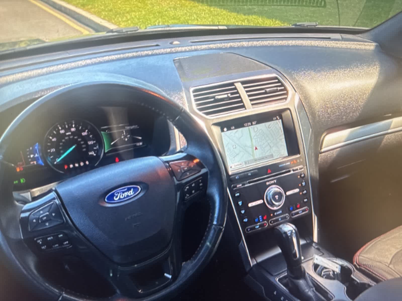 Thumbnail: 2017 Ford Explorer - 17