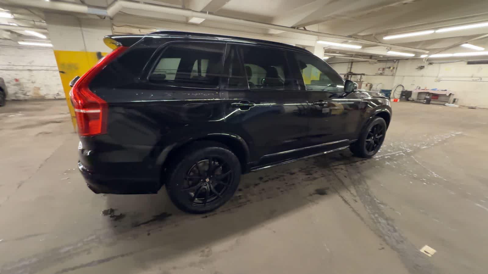 Thumbnail: 2020 Volvo XC90 - 8