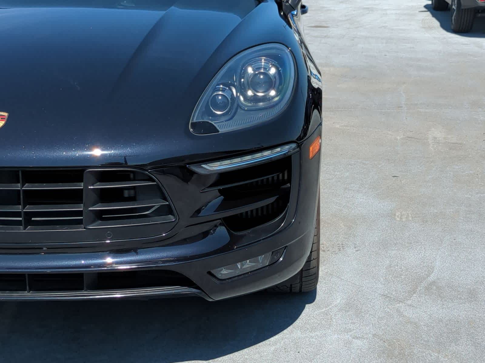 Thumbnail: 2017 Porsche Macan - 11
