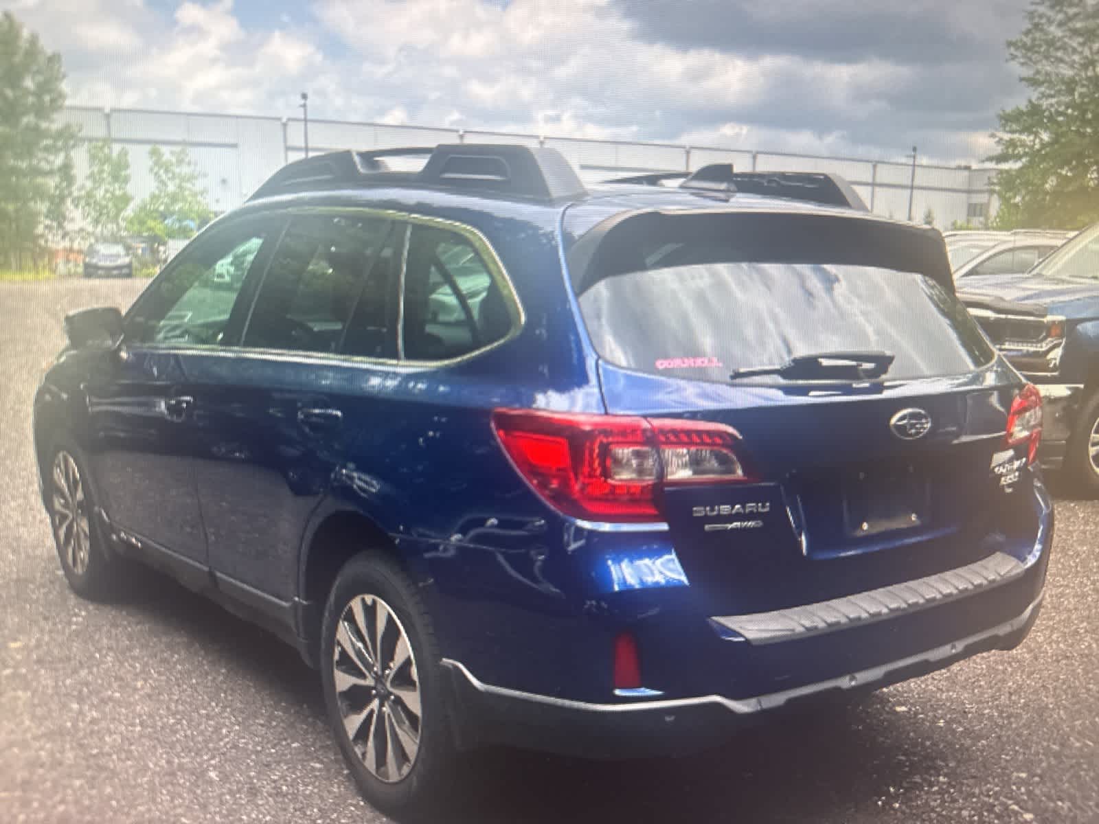 Thumbnail: 2017 Subaru Outback - 3