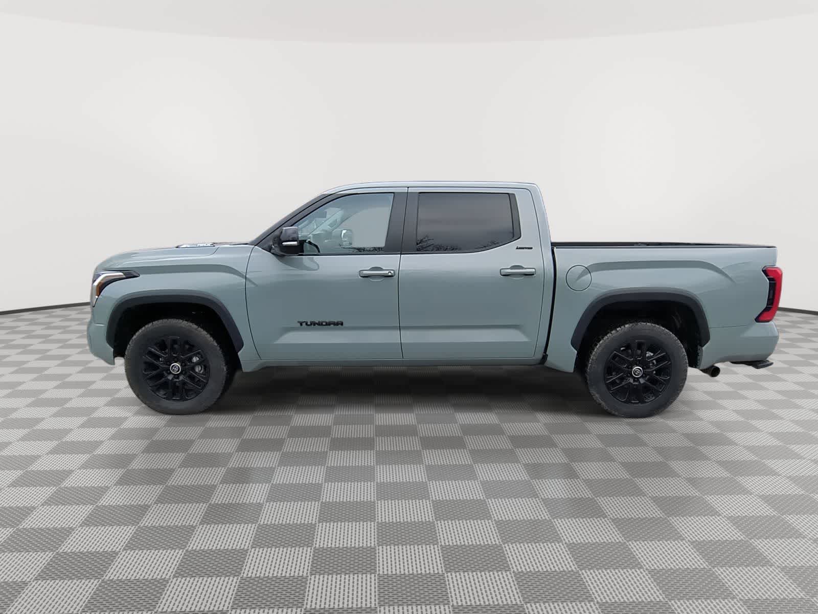 Thumbnail: 2024 Toyota Tundra - 5
