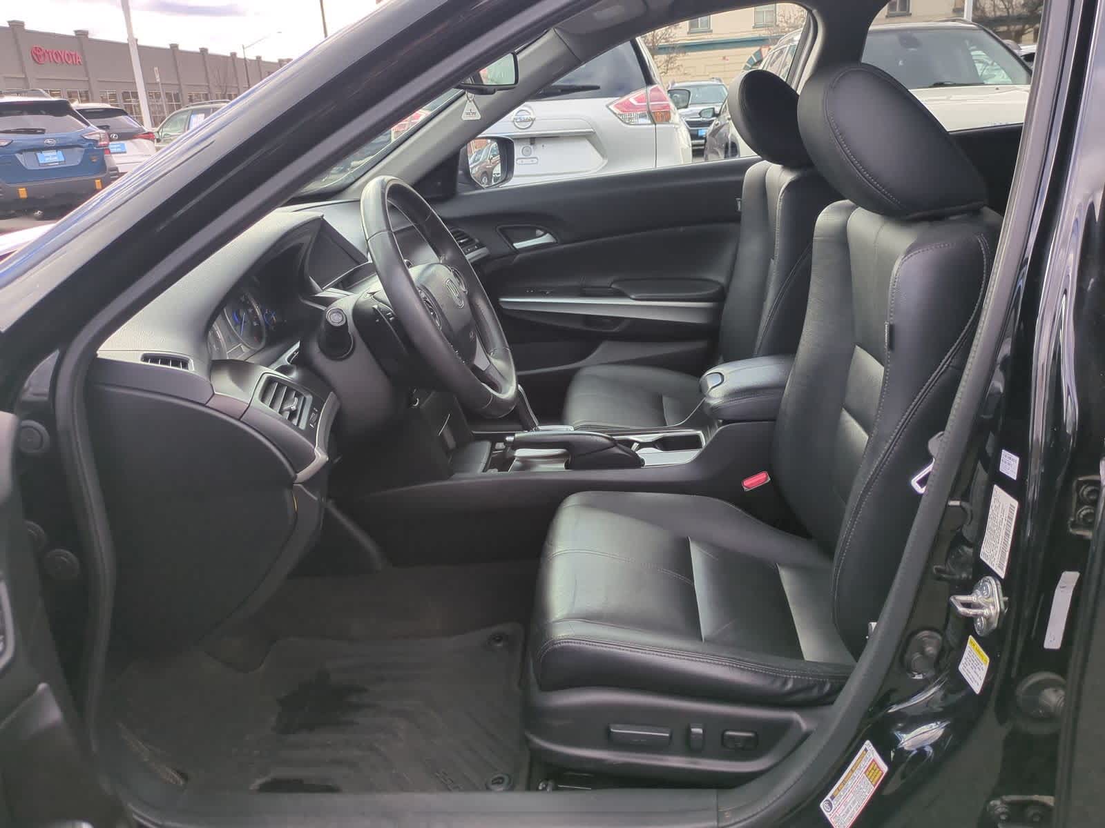 Thumbnail: 2014 Honda Crosstour - 17