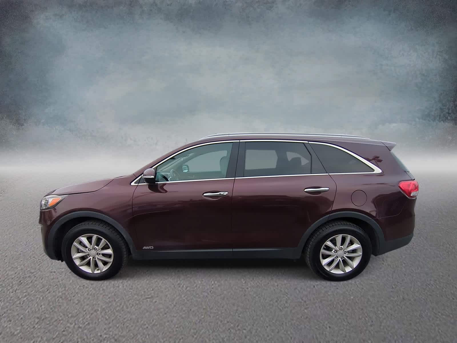 Thumbnail: 2017 Kia Sorento - 5