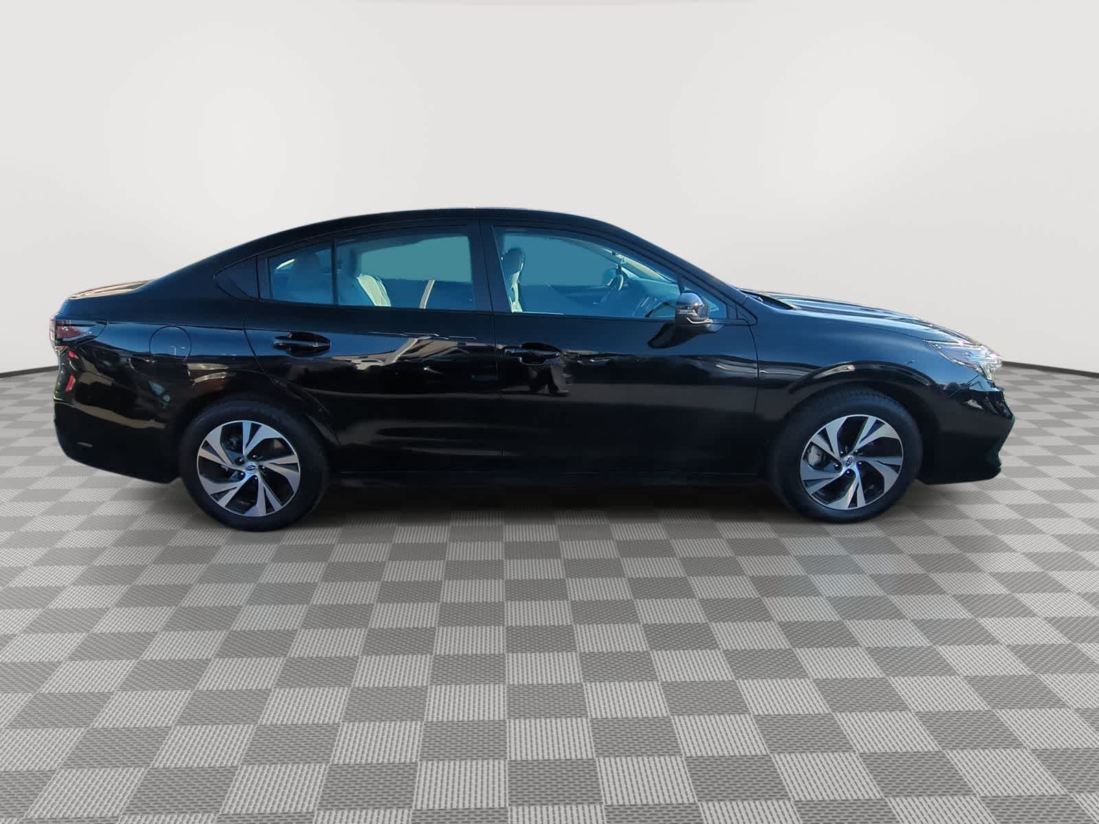 Thumbnail: 2025 Subaru Legacy - 10