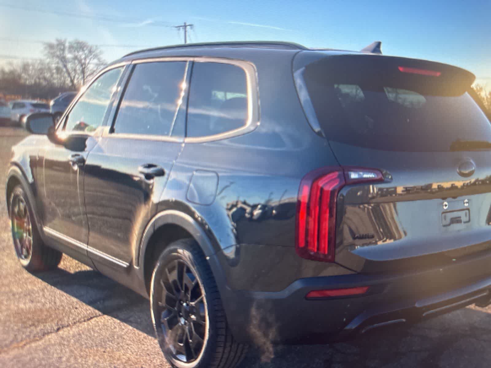 Thumbnail: 2021 Kia Telluride - 3