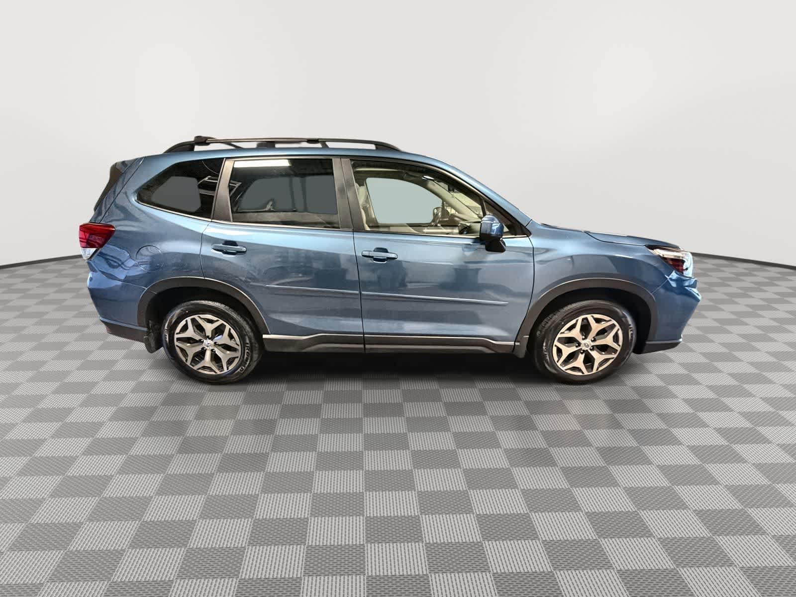 Thumbnail: 2021 Subaru Forester - 9