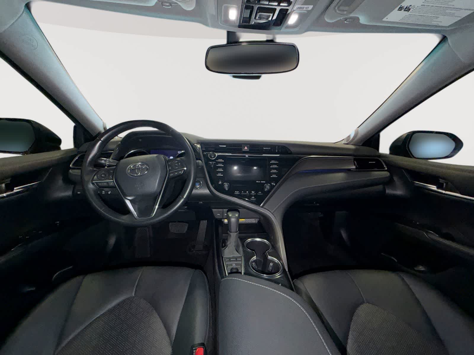 2020 Toyota Camry XSE - Photo 15