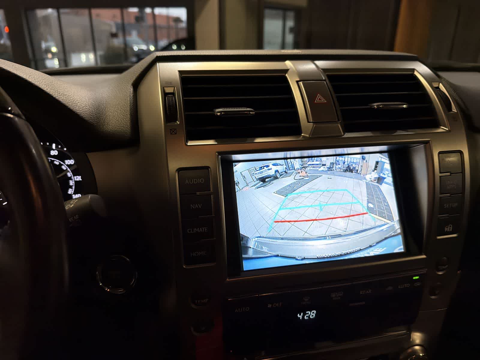 Thumbnail: 2020 Lexus GX - 32