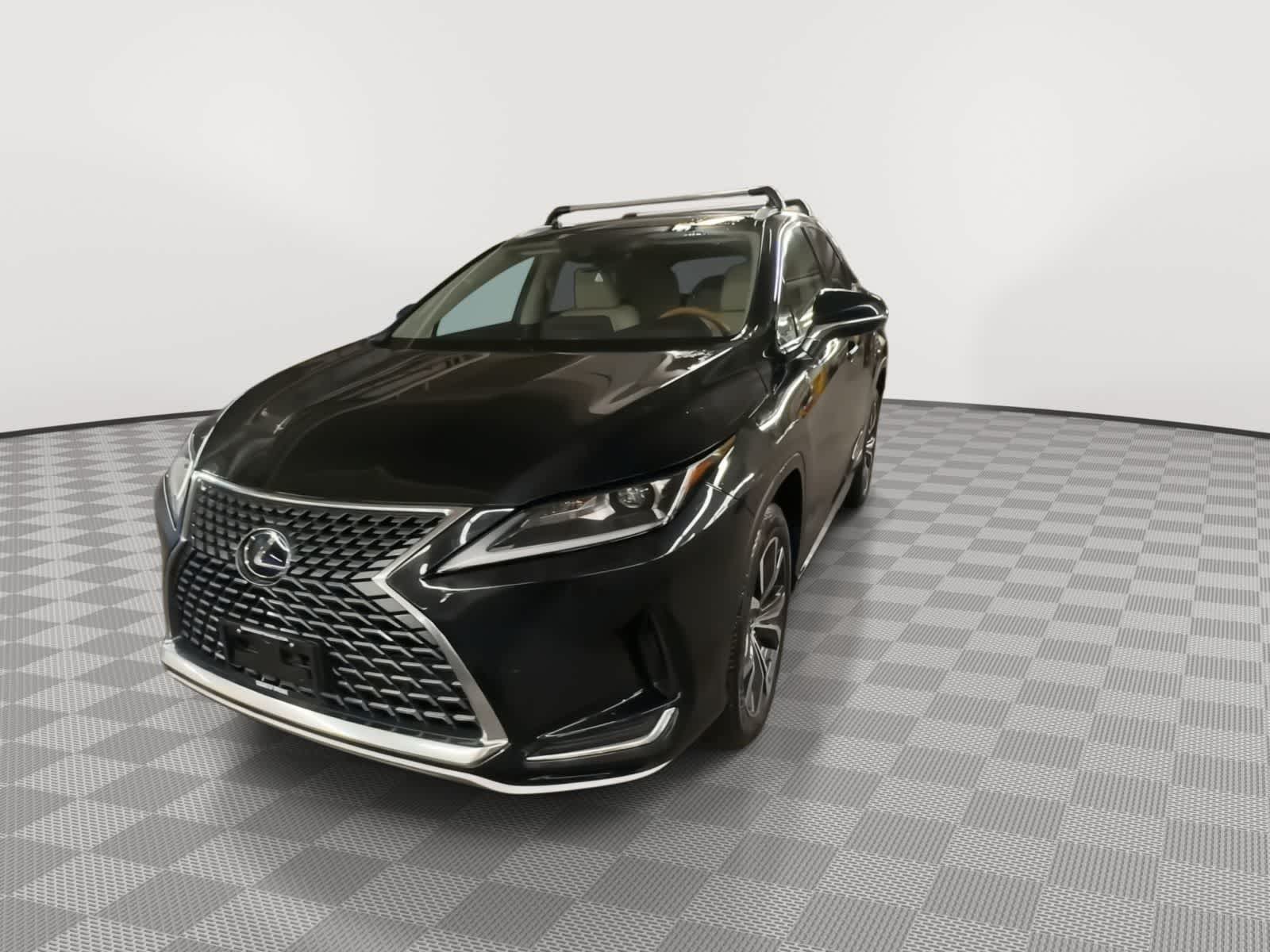 Thumbnail: 2020 Lexus RX - 4