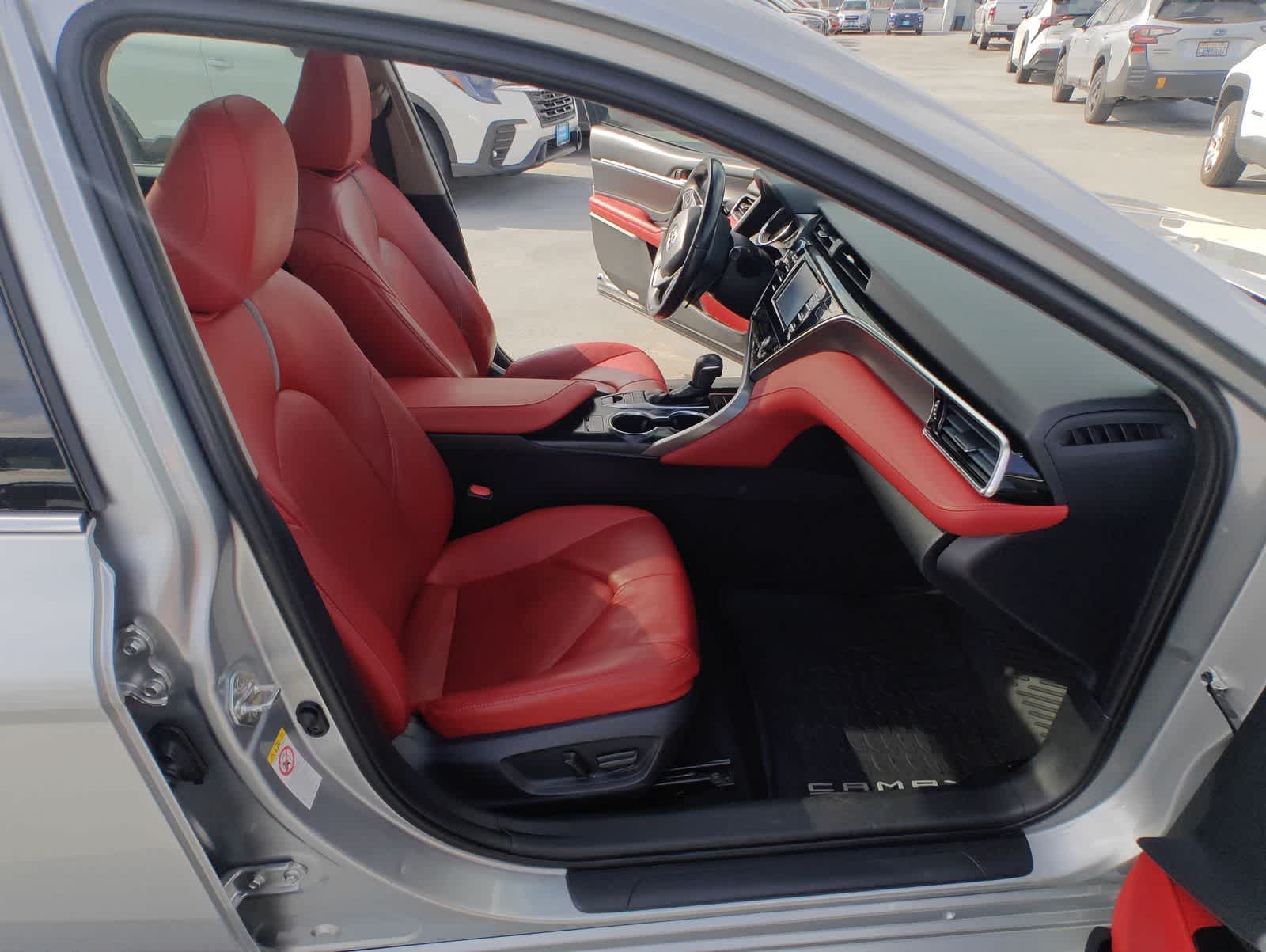 Thumbnail: 2018 Toyota Camry - 23