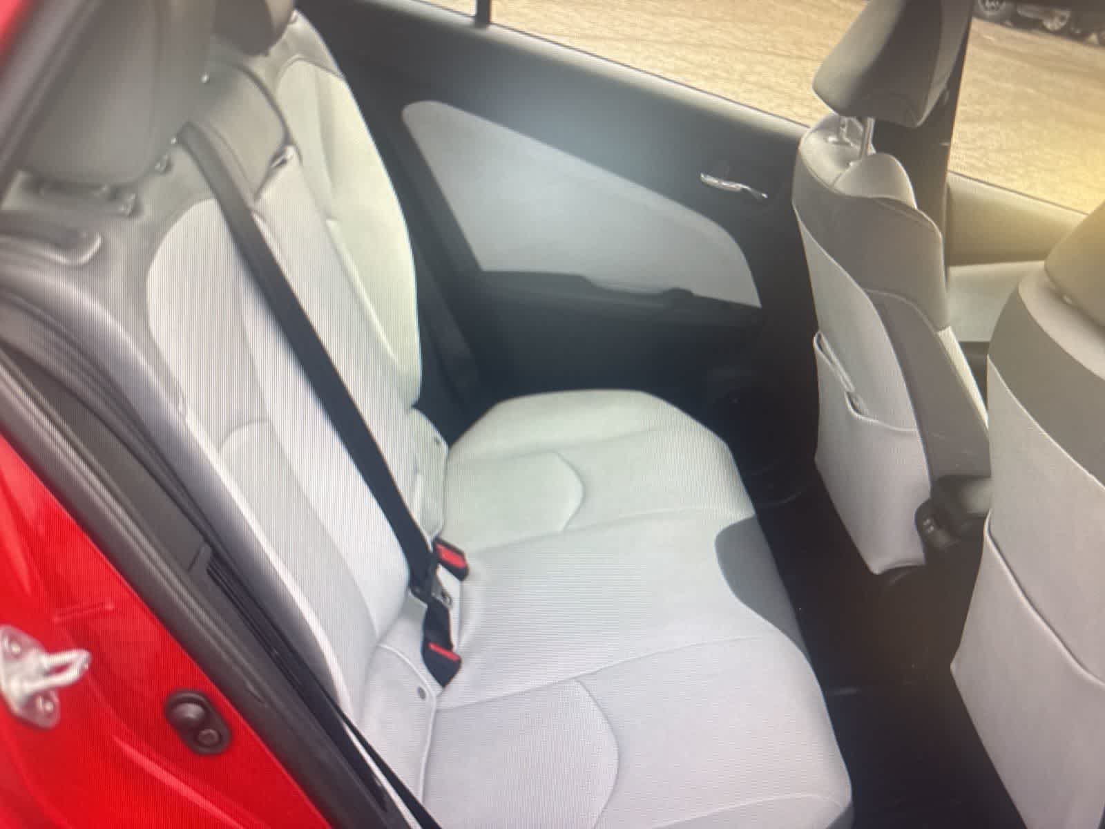 Thumbnail: 2020 Toyota Prius Prime - 14