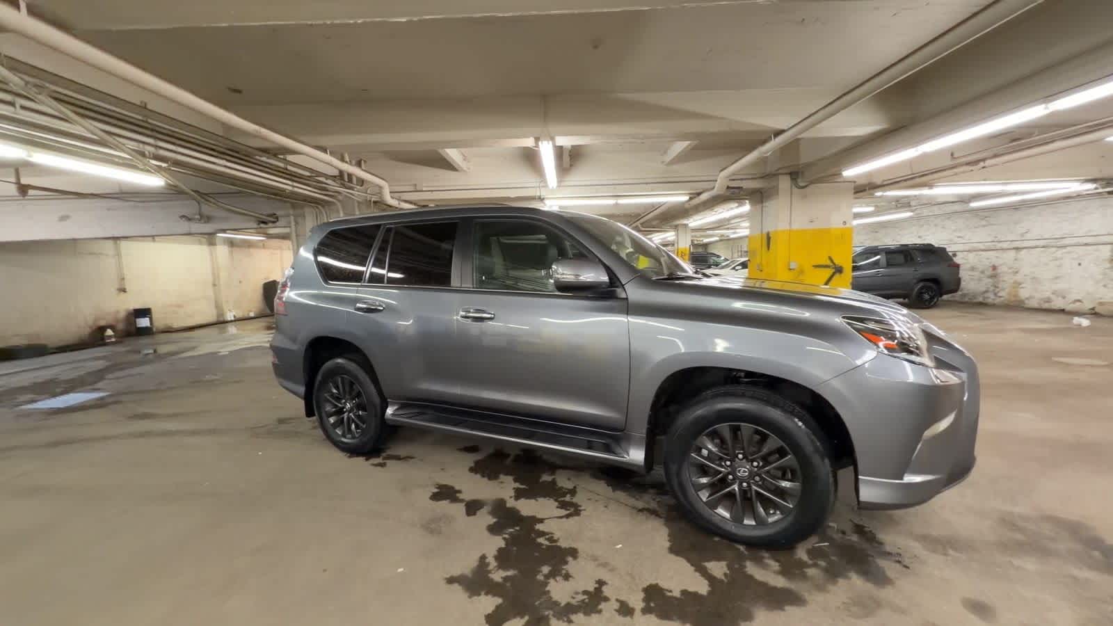 Thumbnail: 2020 Lexus GX - 2
