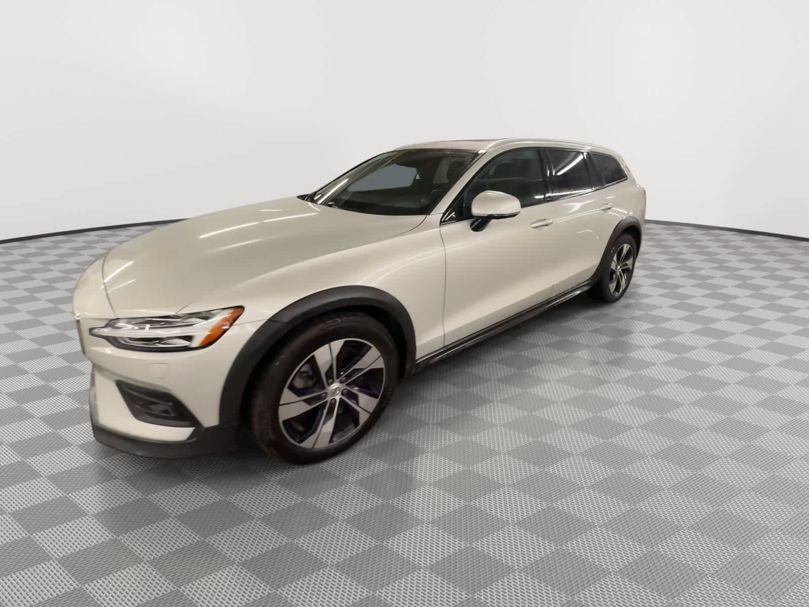 Thumbnail: 2020 Volvo S60 - 4