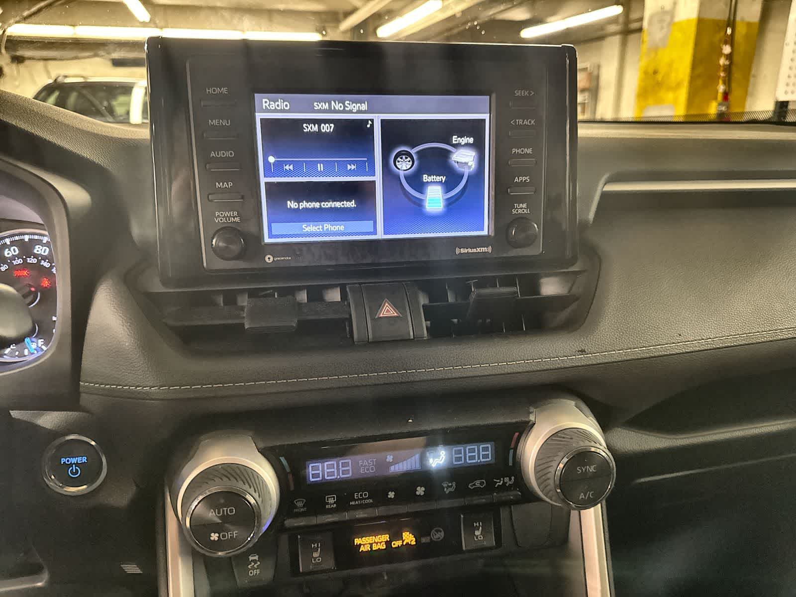 Thumbnail: 2022 Toyota RAV4 - 28