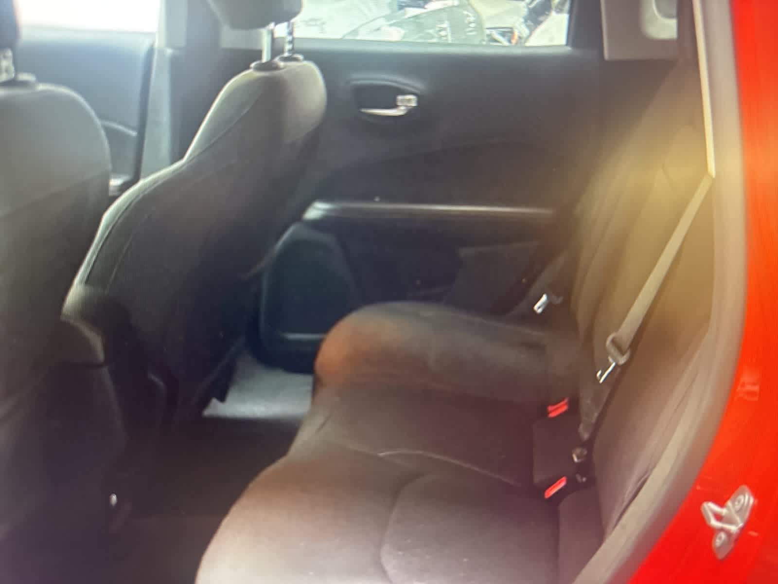 Thumbnail: 2018 Jeep Compass - 12