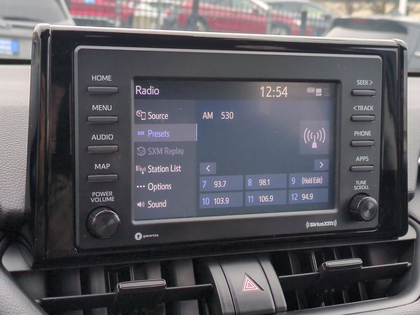 Thumbnail: 2020 Toyota RAV4 - 31