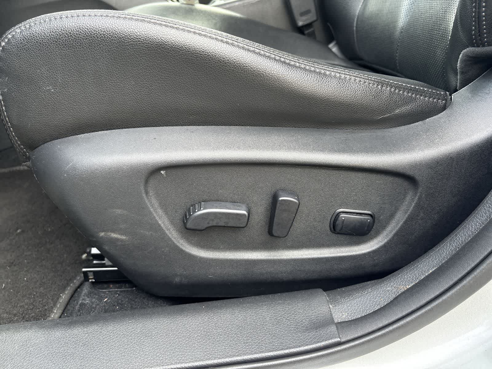 Thumbnail: 2016 Nissan Rogue - 18