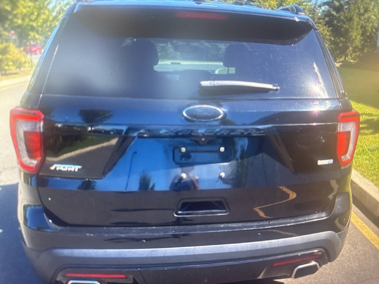 Thumbnail: 2017 Ford Explorer - 4