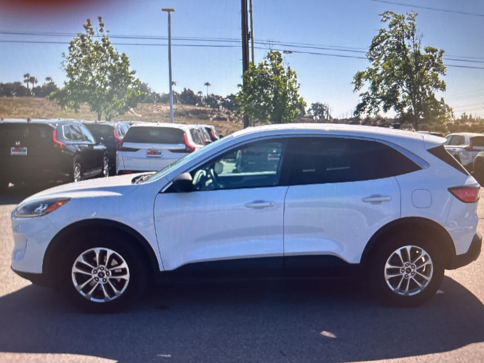 Used 2022 Ford Escape SE with VIN 1FMCU9G66NUA69674 for sale in Spokane, WA